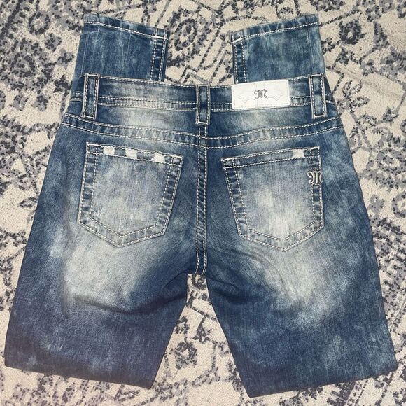 Miss Me Embroidered Lace Signature Cuffed Skinny Lightwash Denim Jeans - Picture 5 of 10